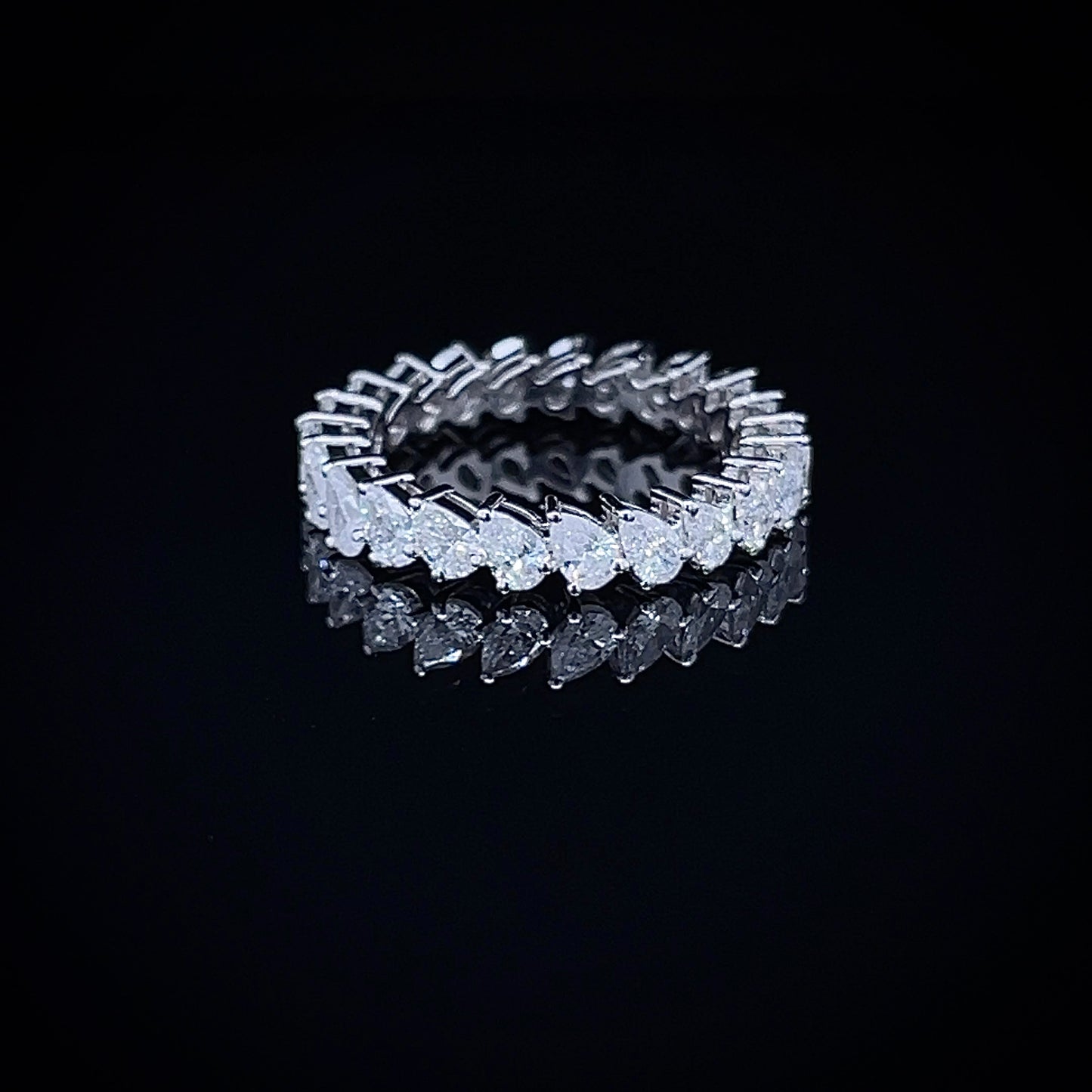 10PT PEAR FULL ETERNITY BAND (ARJS2810)
