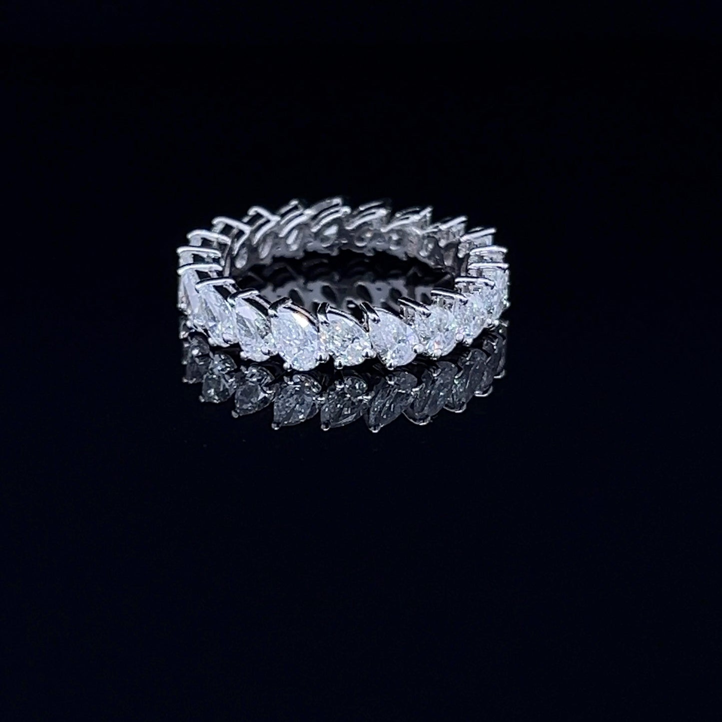 15PT PEAR FULL ETERNITY BAND (ARJS2809)