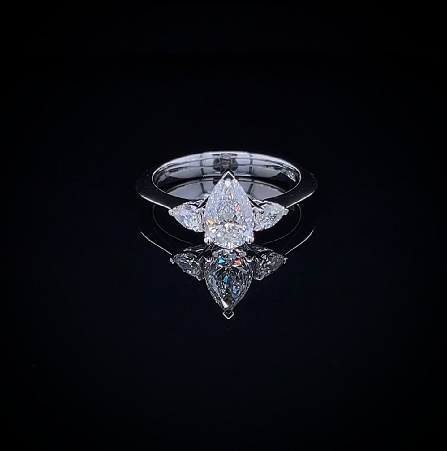 1CT Pear Trilogy Ring (ARJS2709)