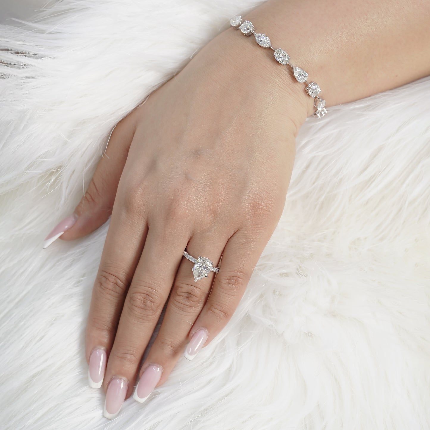3CT Pear Diamond Ring (ARJS2481)