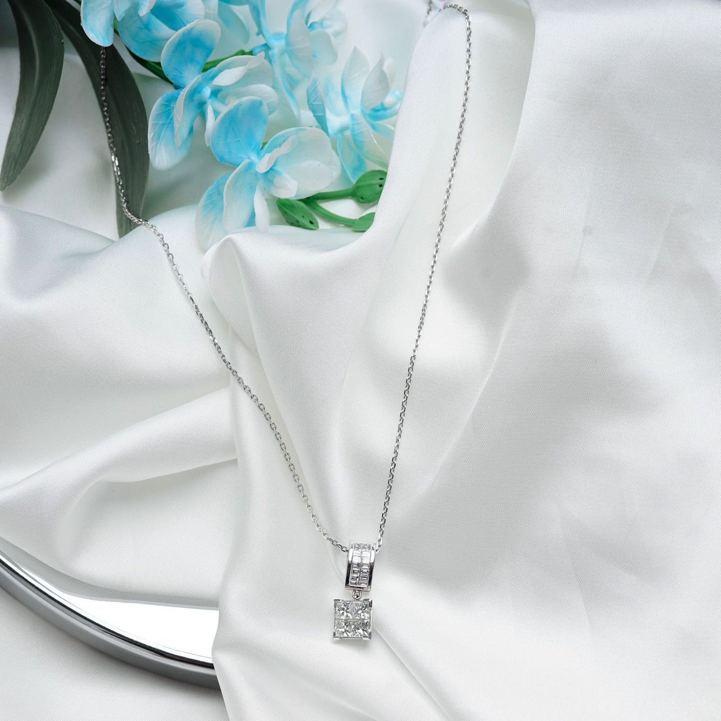 PRINCESS PENDANT WITH 1.32 CARAT (1.1 CARAT DIAMOND CENTER)
