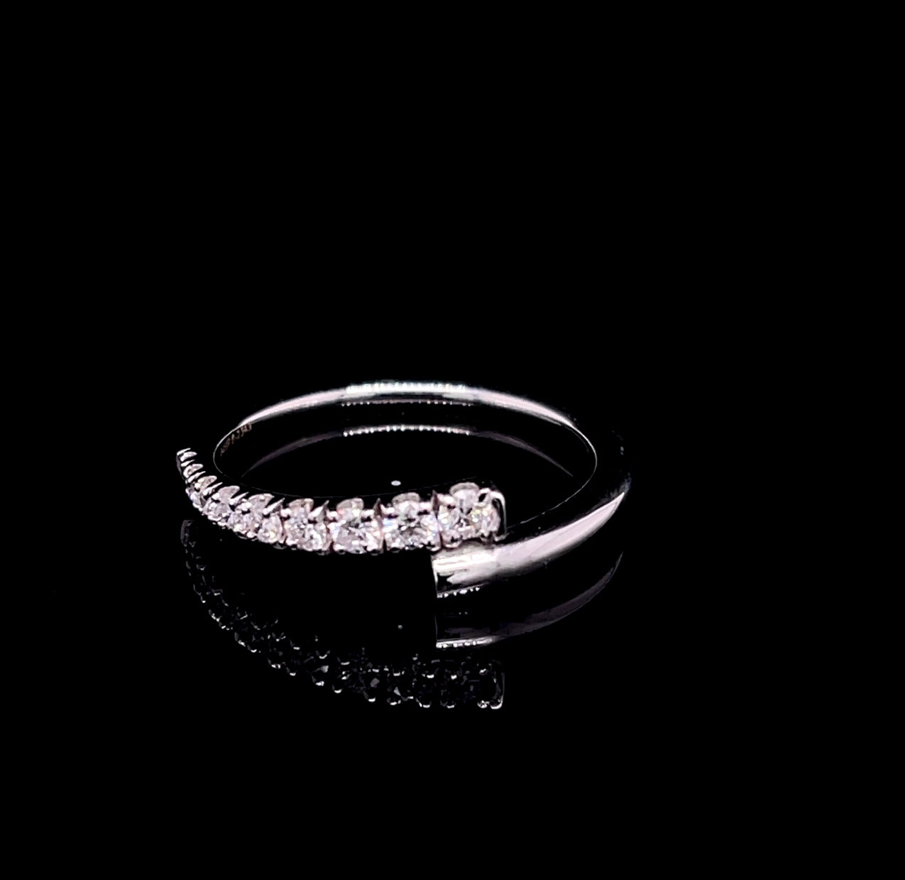 Round Graduation Overlap Ring (BRD1236)