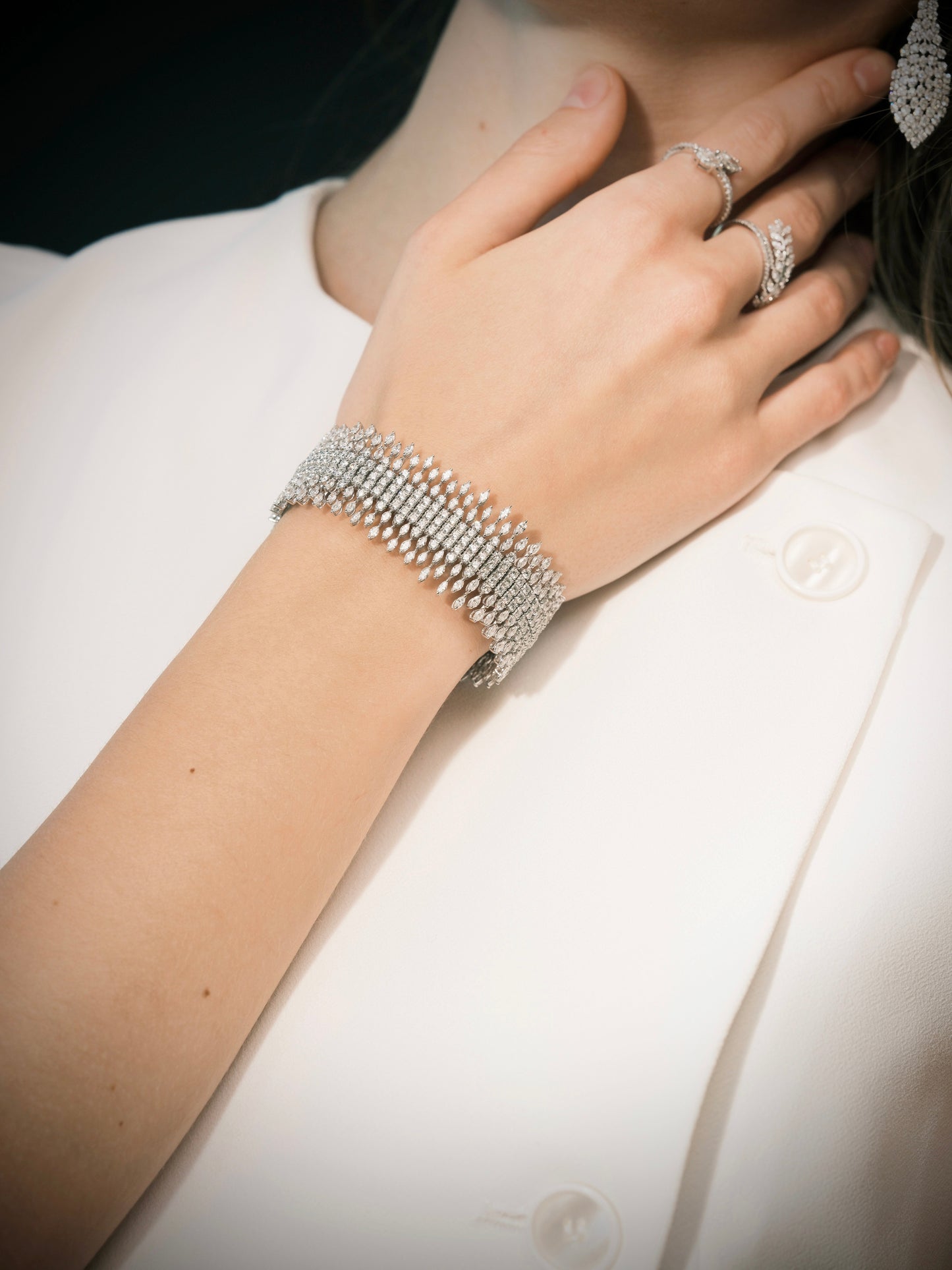 Marquise & Round Big Bracelet (ARJS2700)