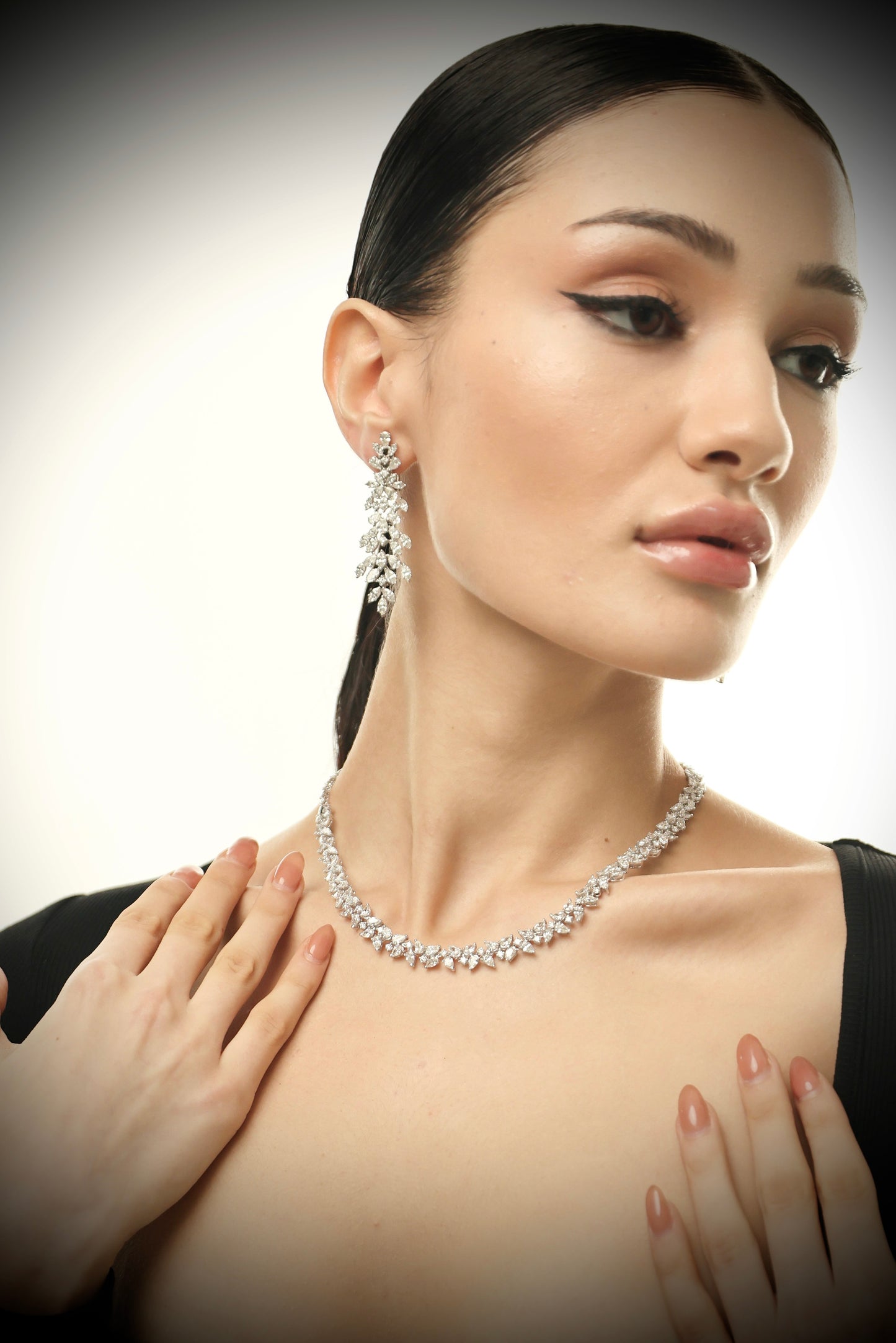 PEAR & MARQUISE DIAMOND EARRING