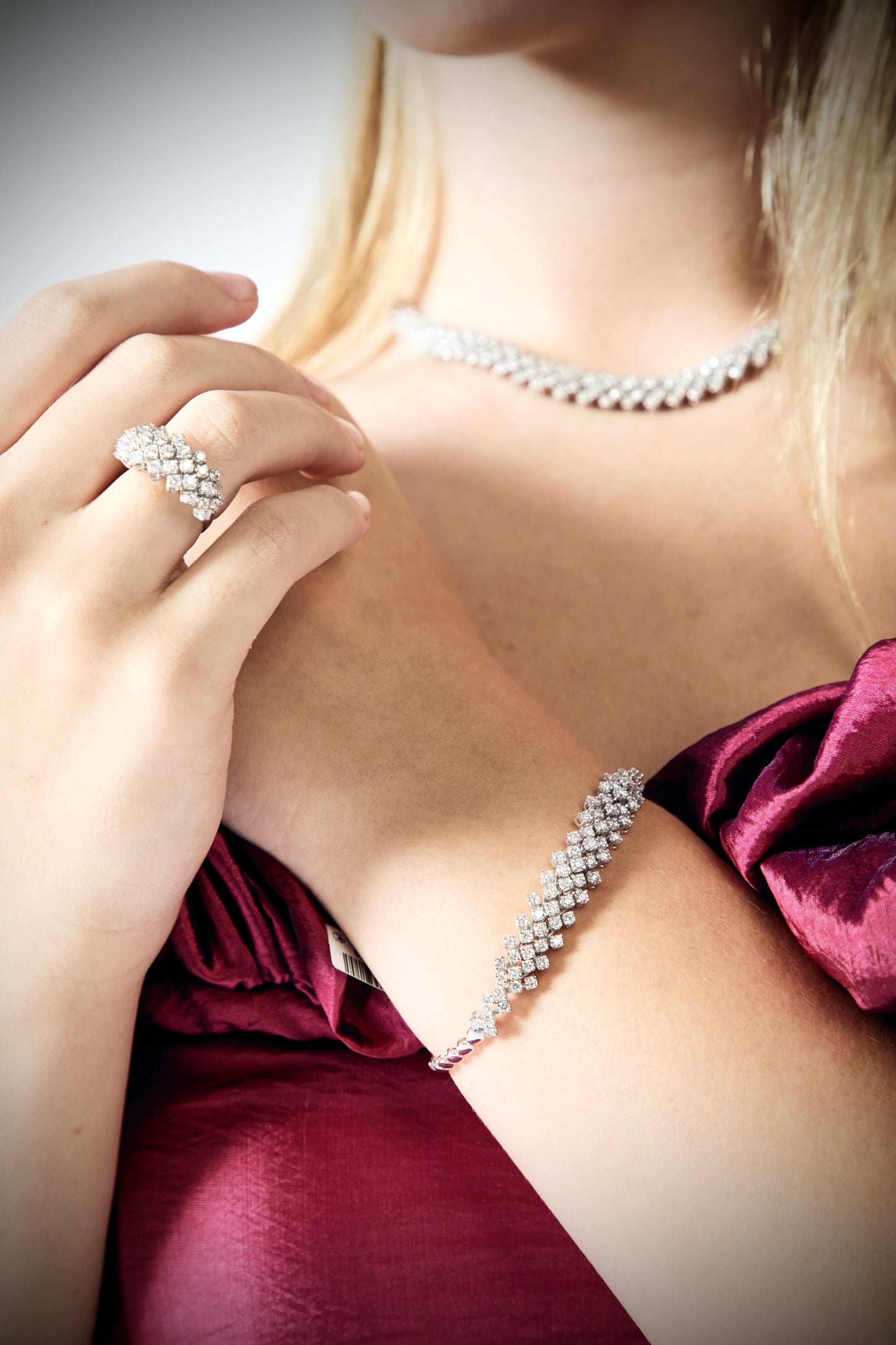 ROUND DIAMOND BRACELET