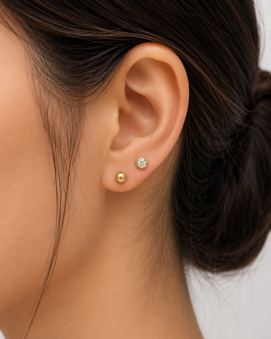 18k Gold Classic Gold Ball Stud Earrings for Women (GJEW56)