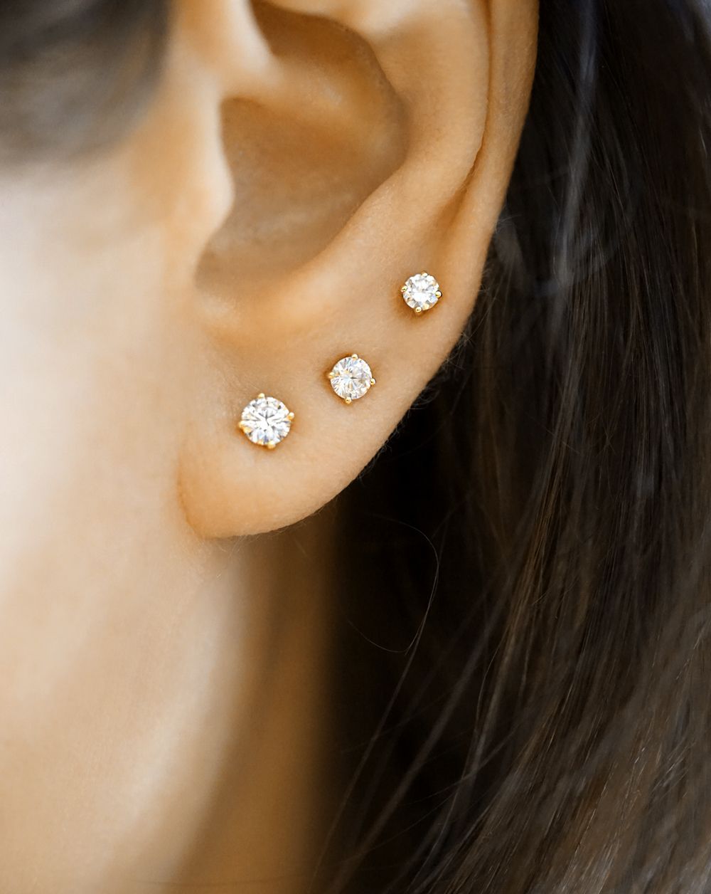 Round Studs in Yellow Gold (ARJS3286)