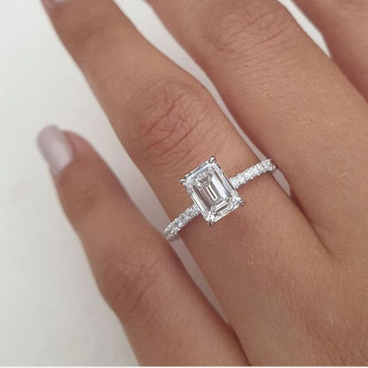1CT Emerald Diamond Ring (ARJS2245)