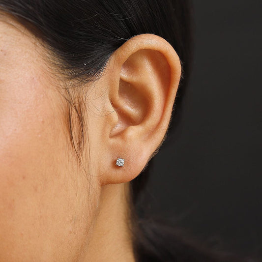Round Studs in White Gold (ARJS3287)