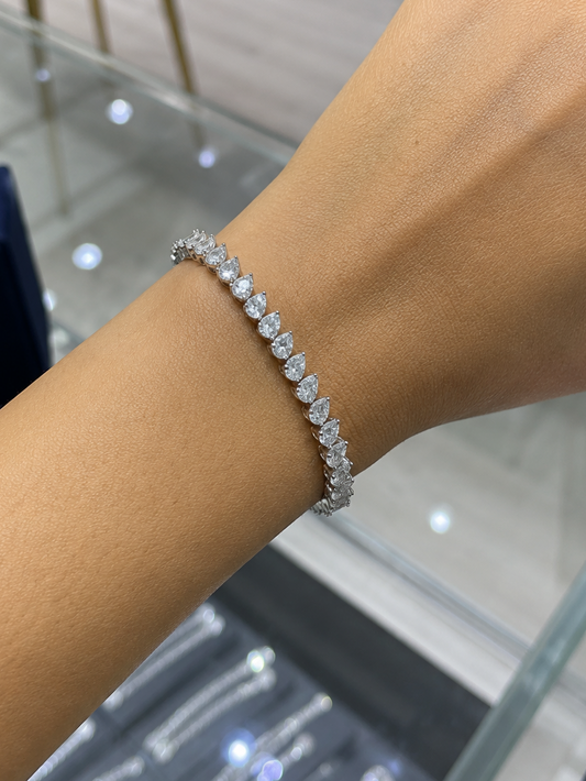 Pear Diamond Bracelets (ARJS2605)