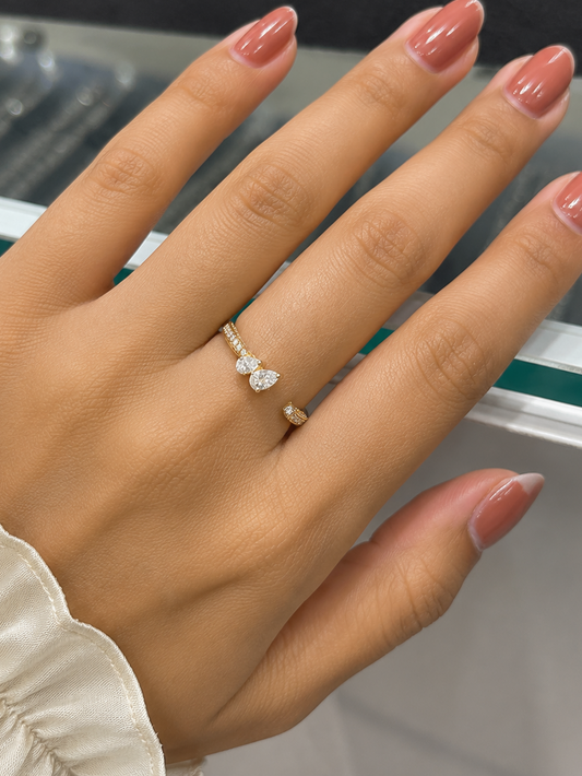Pear Open Type Ring in Yellow Gold (BRD1246)