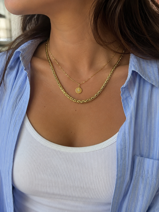 18k Gold Elegant Braided Necklace – Minimalist Statement Chain (GJEW347)