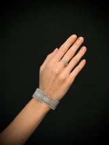 MARQUISE & ROUND DIAMOND RING (SKJ-D4)