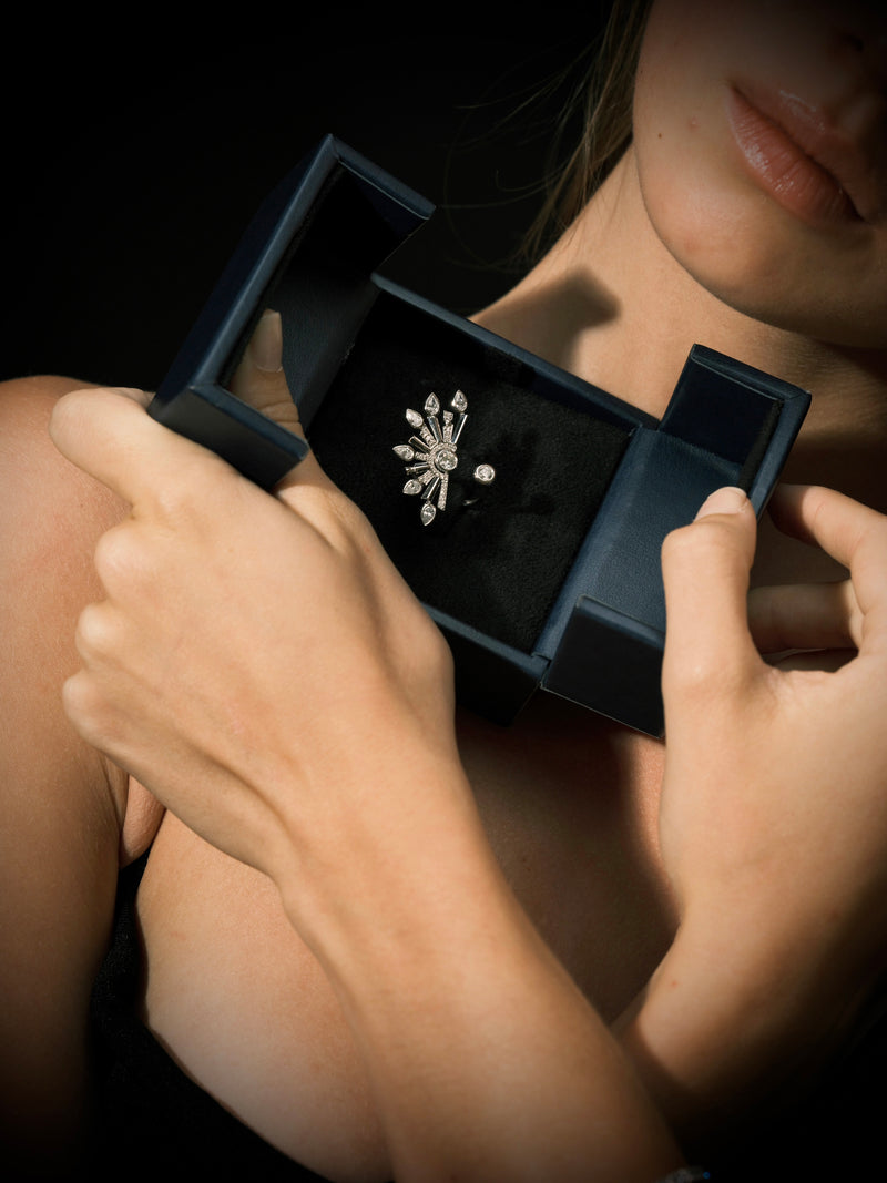 COCKTAIL DESIGN DIAMOND RING (SKJ1204)