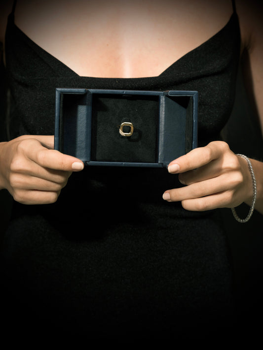 ROUND DIAMOND DAILY WEAR RING
