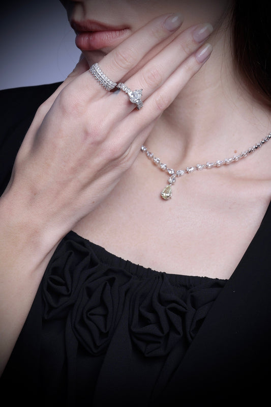 PEAR DIAMOND RING