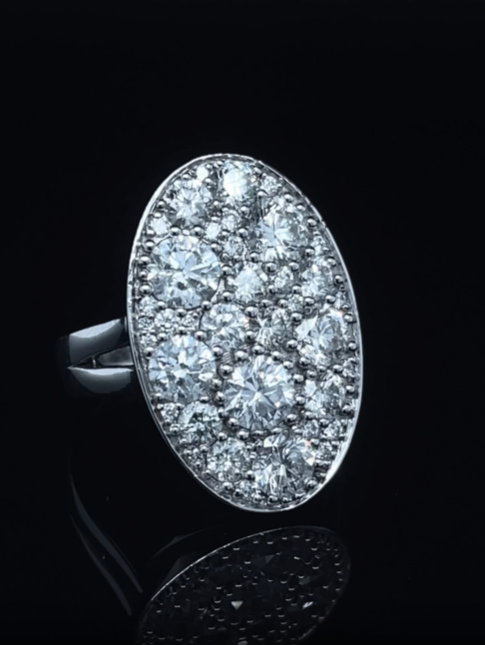 Oval Studded Diamond Ring (SKJ1220)