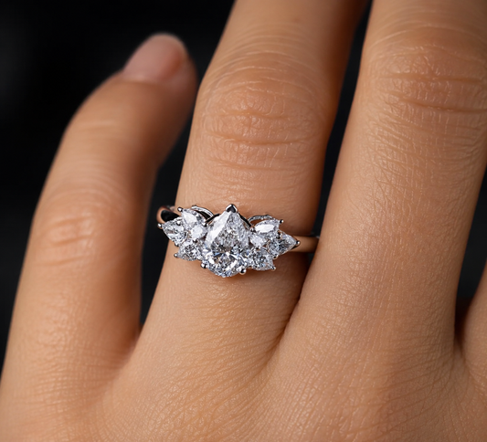 1CT Pear with Flower Design Side Diamond Ring(ARJS3893)