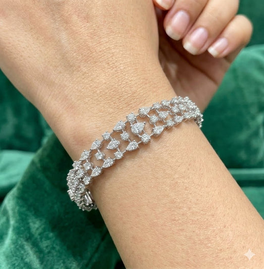Pear & Round Diamond Bracelet (ARJS2767)