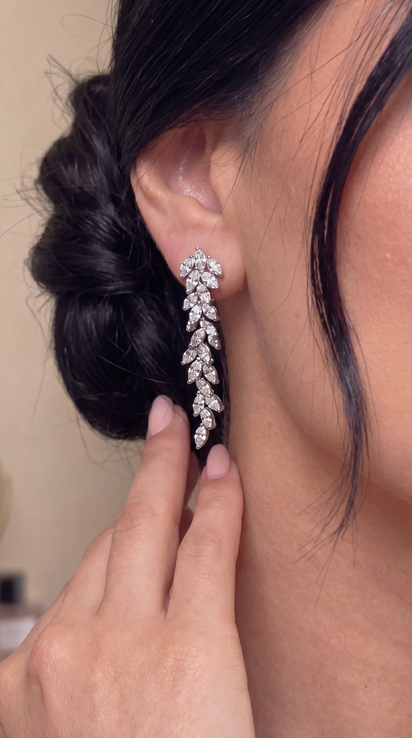 Leaf Design Cluster Dangling Diamond Earrings  (ARJS3703)